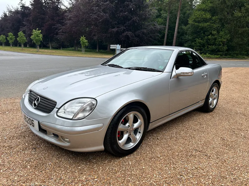 Mercedes benz slk 320 kjk0e0jdv v  r8qffmzt