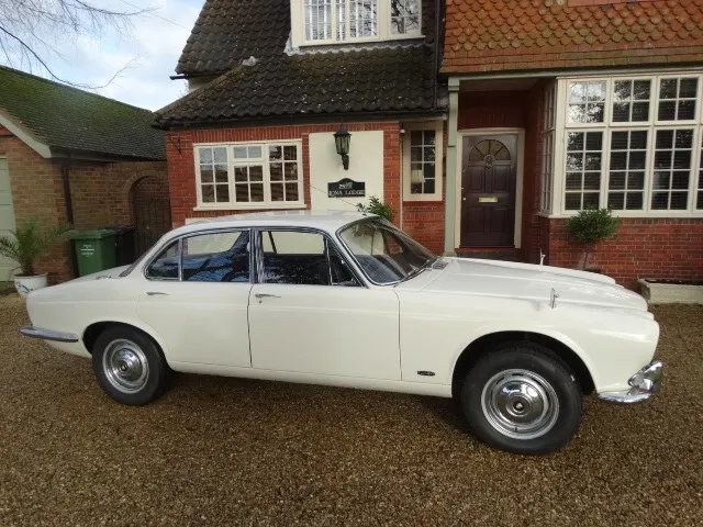 Jaguar 2.8 xj6 68apyz caye6oooebijg0