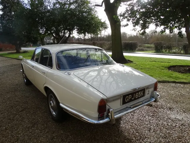 Jaguar 2.8 xj6 q4acai0ywwuqt p8a 5zf