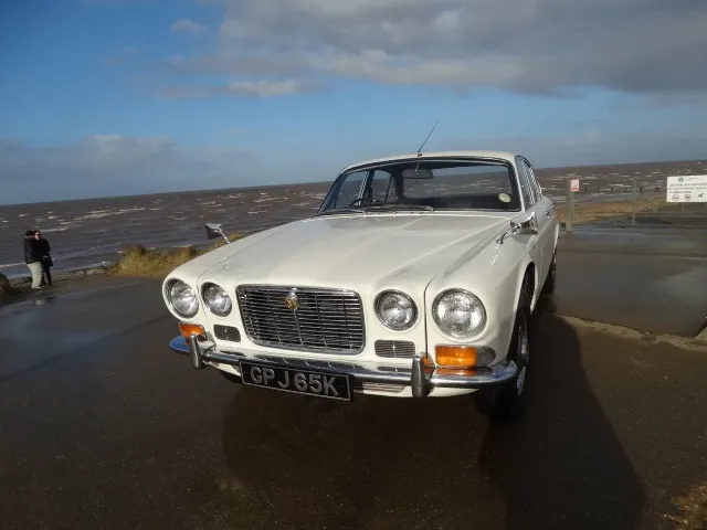 Jaguar 2.8 xj6  c8pfeiempnfm3sybeilo