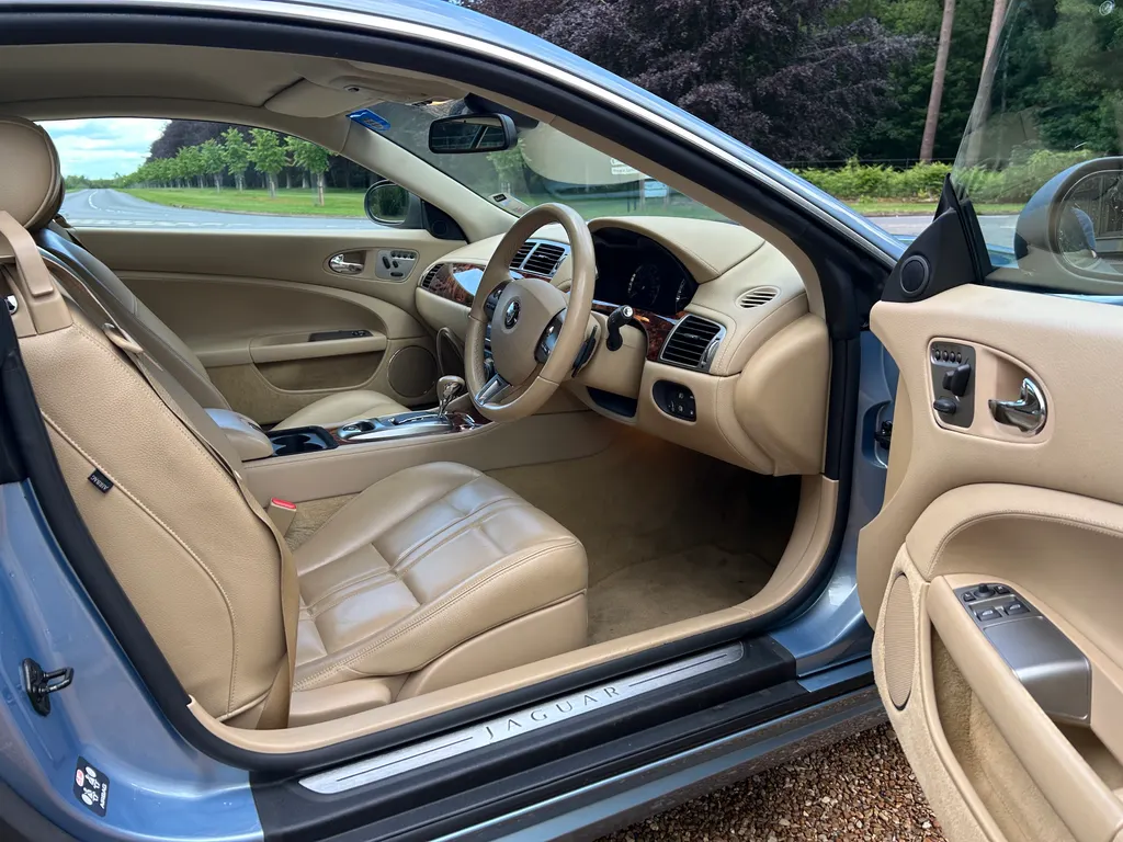 Jaguar xk ojxoze3xt2dxg6tqumeky