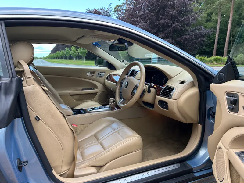 Jaguar xk rwp3kkl2hffovtuxwqo8x