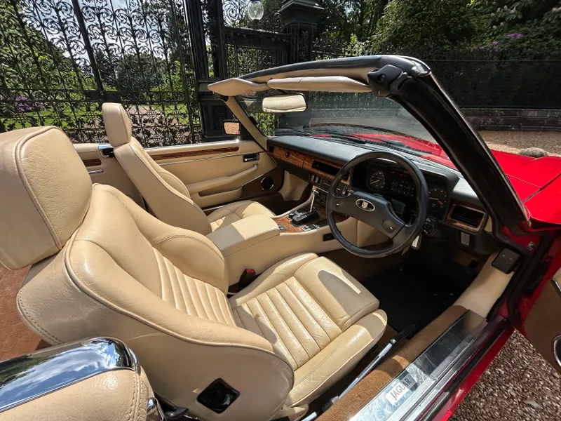 Jaguar xjs tfck7ntnl rnriibxgdwi