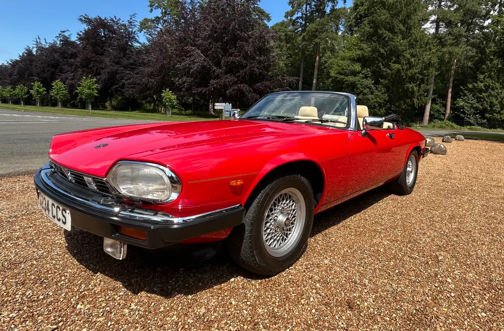 Jaguar xjs ucy6riswnbagzjomy6fph