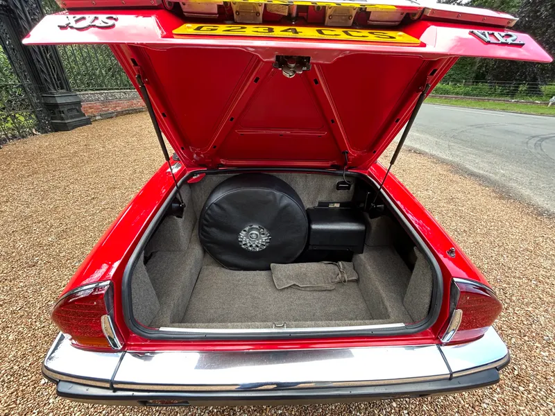 Jaguar xjs bg85 y0zd8aqnizbcd2m9