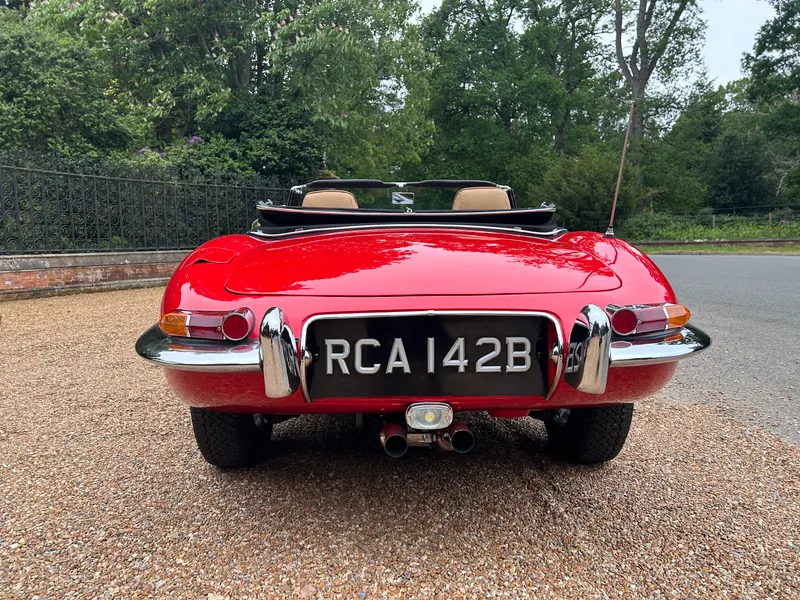 Jaguar e type v4vs  sqnxsjt7yffllgl
