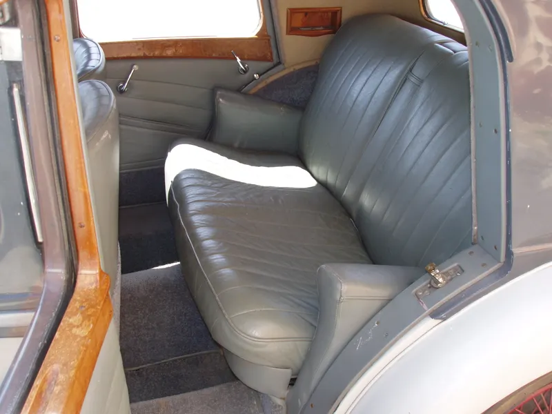 Alvis speed 20 guzbvhusu egifagddzhi