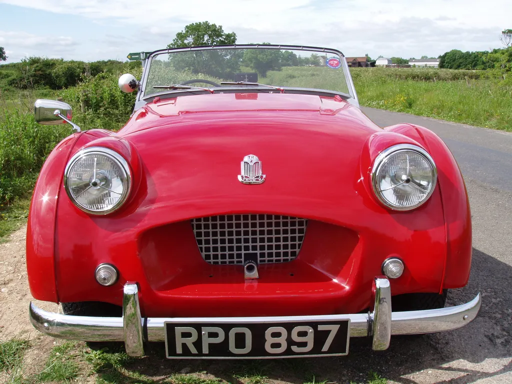 Triumph tr2 ind yagwytoliy3qxjjpa