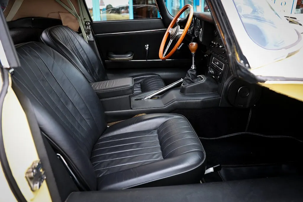 Jaguar e type 4.2 roadster 1gzxqdeavp52m1rckyaw 