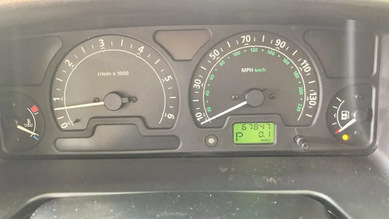 Land rover discovery v8 4.0i xeuaabqcevbdl 4v eguh