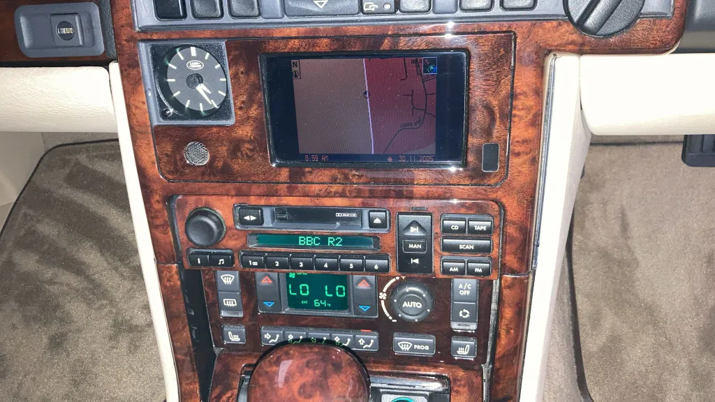 Land rover range rover owizcjg6rfsy43jmjqvhm