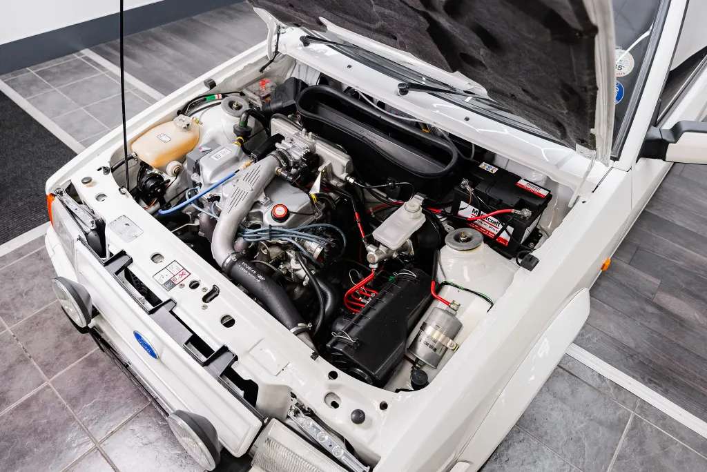 Ford escort series 1 rs turbo hghkh9xdob76mpbj9u64t