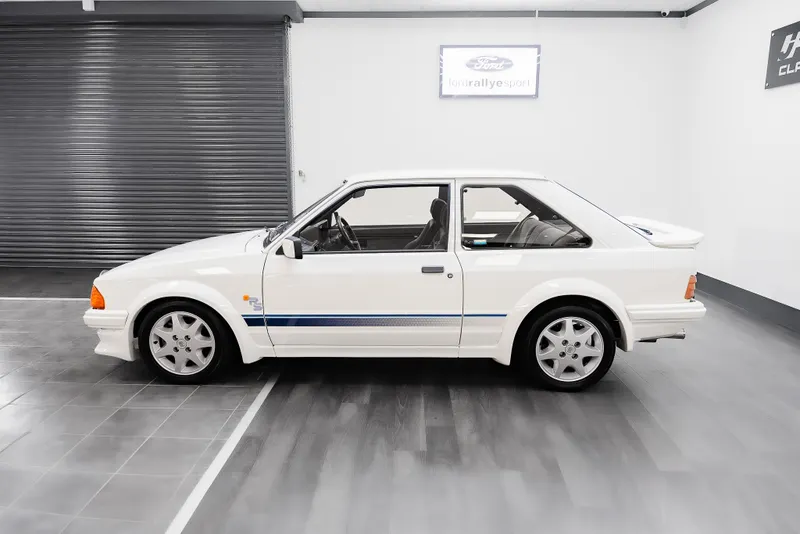 Ford escort series 1 rs turbo qufcirbnursk 4k6v yp7