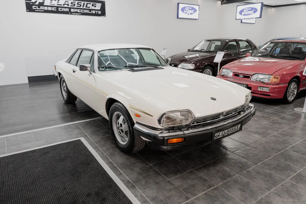 1986 jaguar xj s he 5.3 v12 tudor white 16813 miles zdu0sozrz0jk z mxy k4