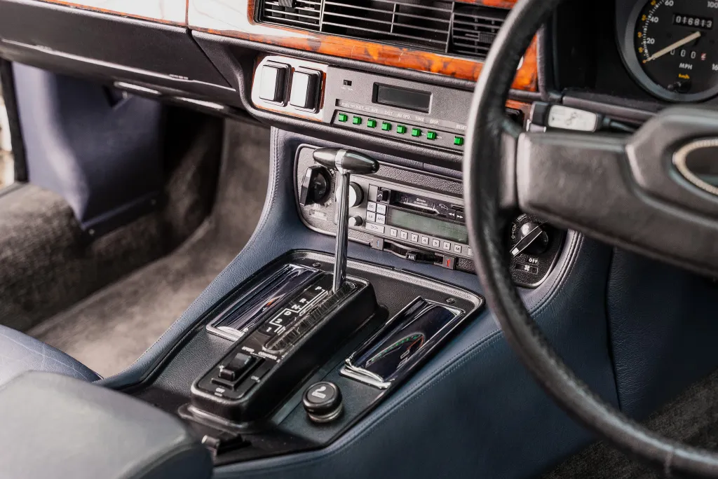 1986 jaguar xj s he 5.3 v12 tudor white 16813 miles  i37hrq4ozshmzavhhod3