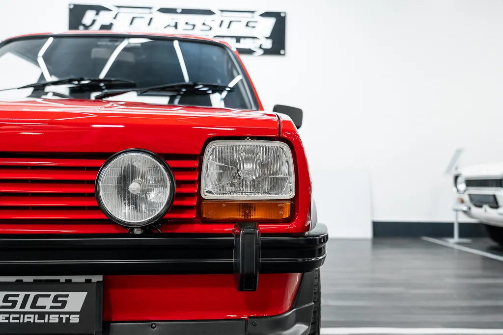 Ford fiesta dfsryqoliks7lkxuhid v