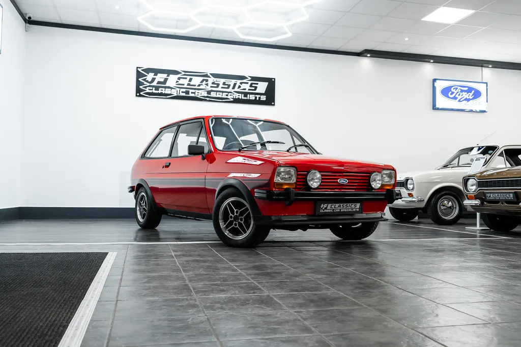 Ford fiesta emwrwkt19rnzwyvbw35cf
