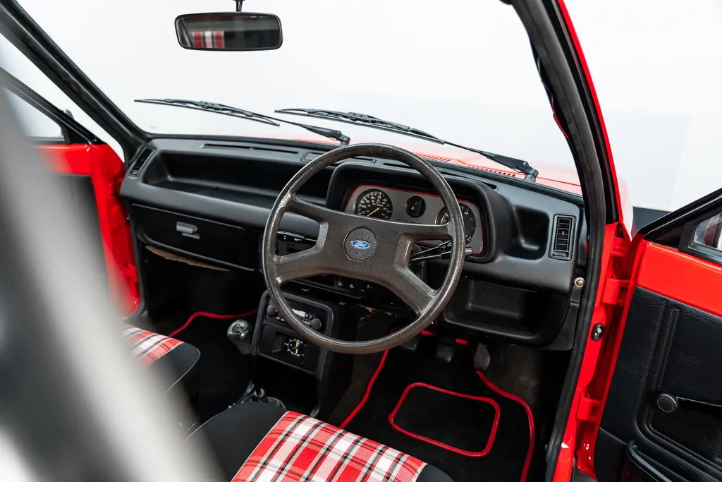 Ford fiesta hctm4 qdv2eif ekbzfn 