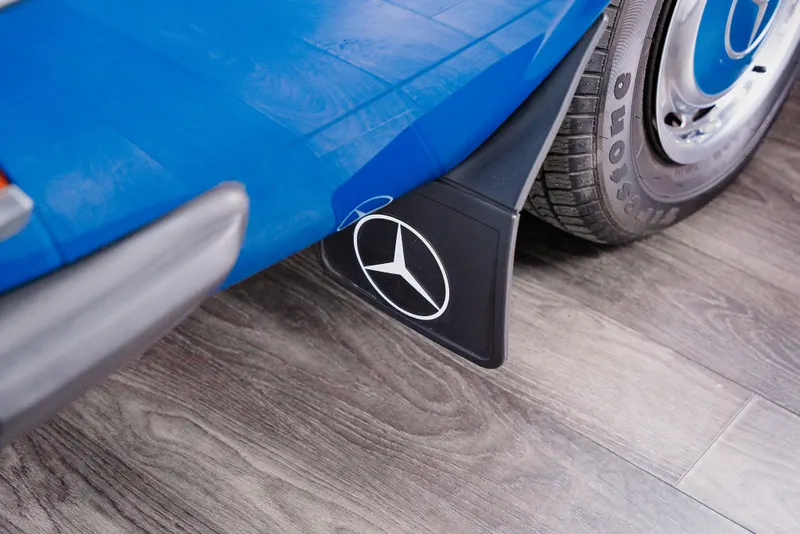 Mercedes benz 230e hclvj5dgjkpl63ud2hsc7
