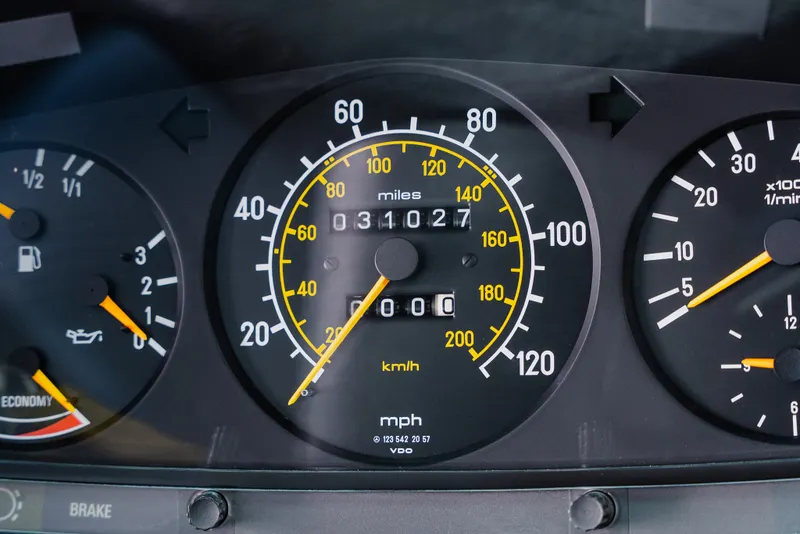 Mercedes benz 230e ok6ksaa3z6w gdhkilh6f