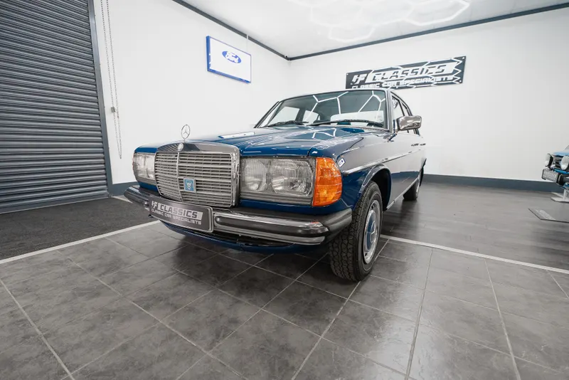 Mercedes benz 230e  prg5kn778fbrqyg2adnt