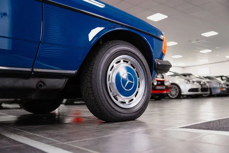 Mercedes benz 230e bkxjh5u7gxwigl4s3trau