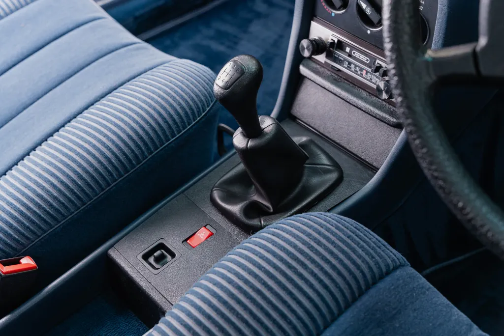 Mercedes benz 230e pw1qo6rljl8tdaf0ngjpi
