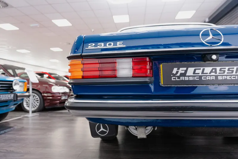 Mercedes benz 230e tjpergqqxy9wmtwneze19