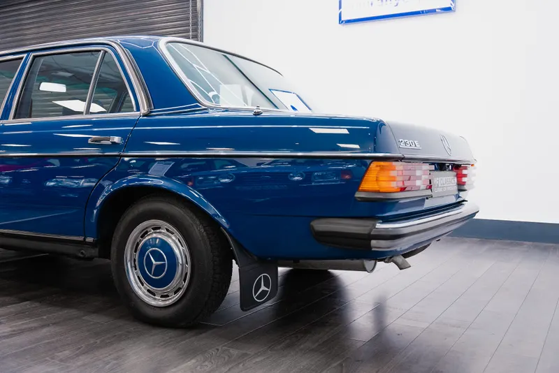 Mercedes benz 230e yuwqd nu97vnboen9 cur