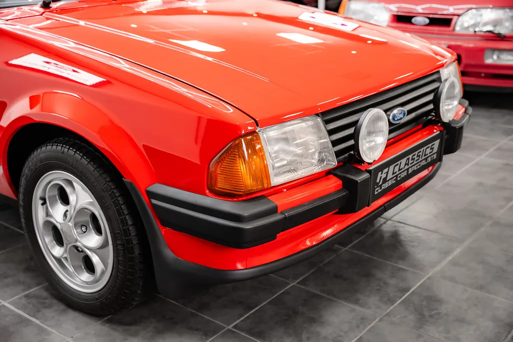 Ford escort amgbvs1rt b8mlgjsw5 d