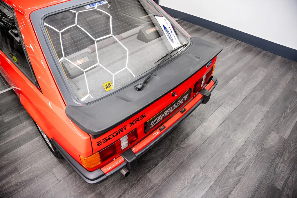 Ford escort aaqsxy l1rxp mwygq4d 