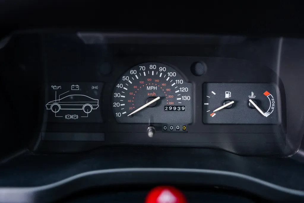 Ford escort csitb5ov2layiplym9ldm