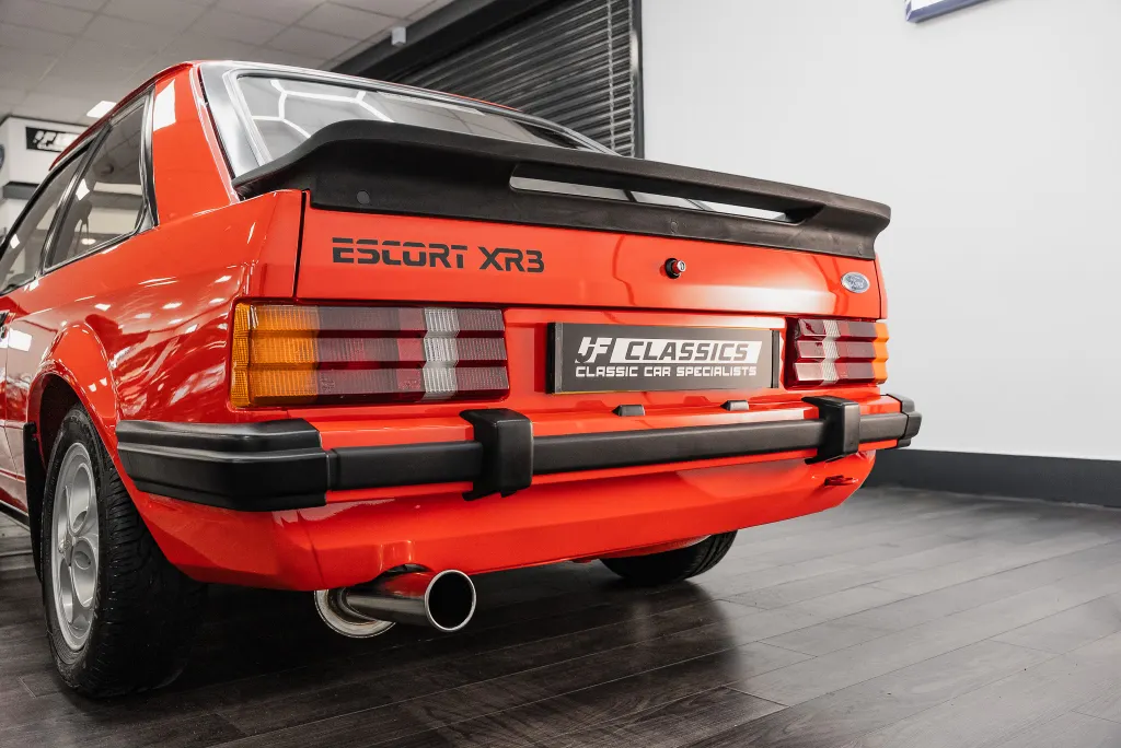 Ford escort ycbfobfwhntlffae0trs8