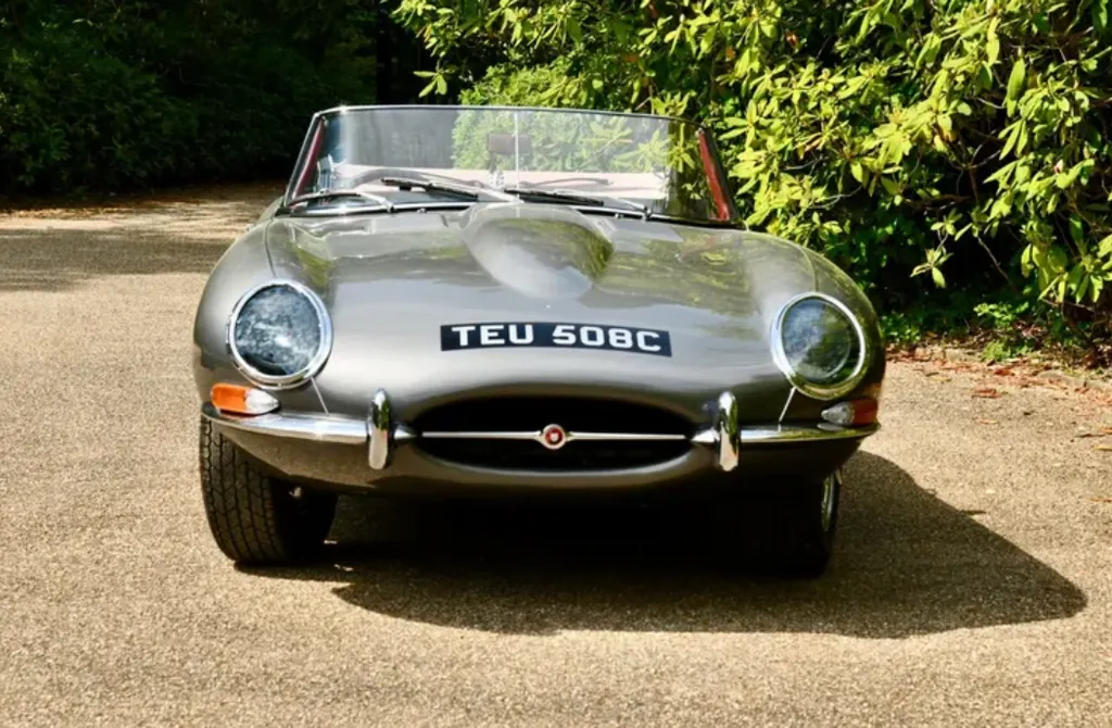 Jaguar e type qp8lepmcenafklucbv3zl
