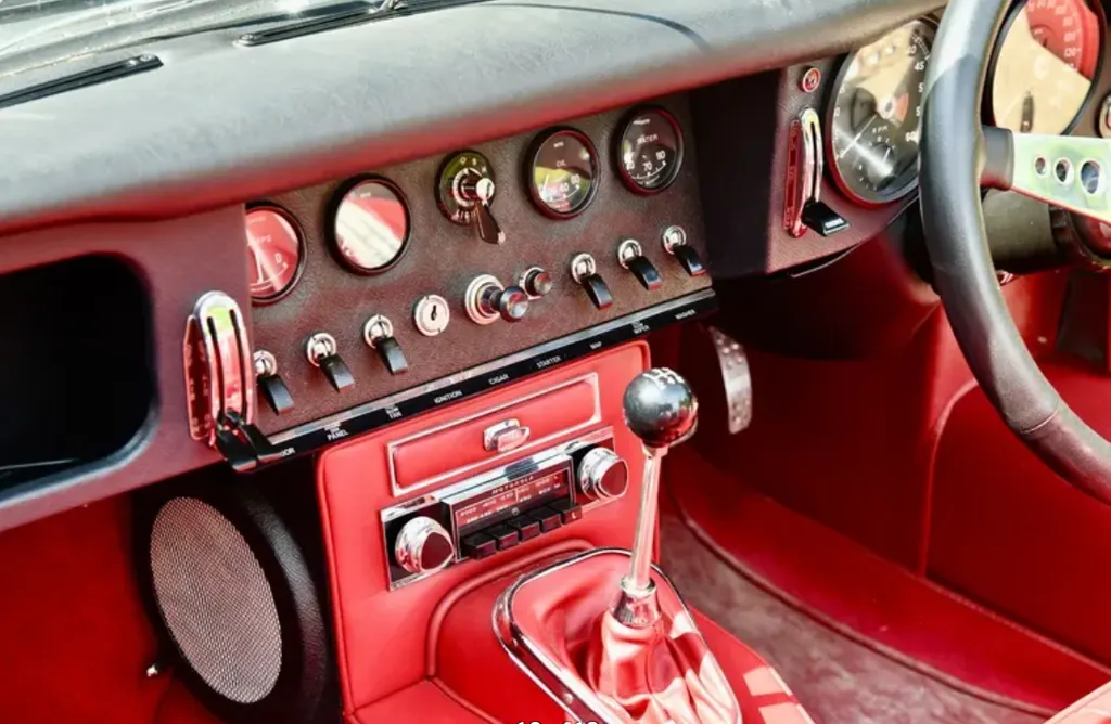 Jaguar e type qy04y8adityabgwla ush