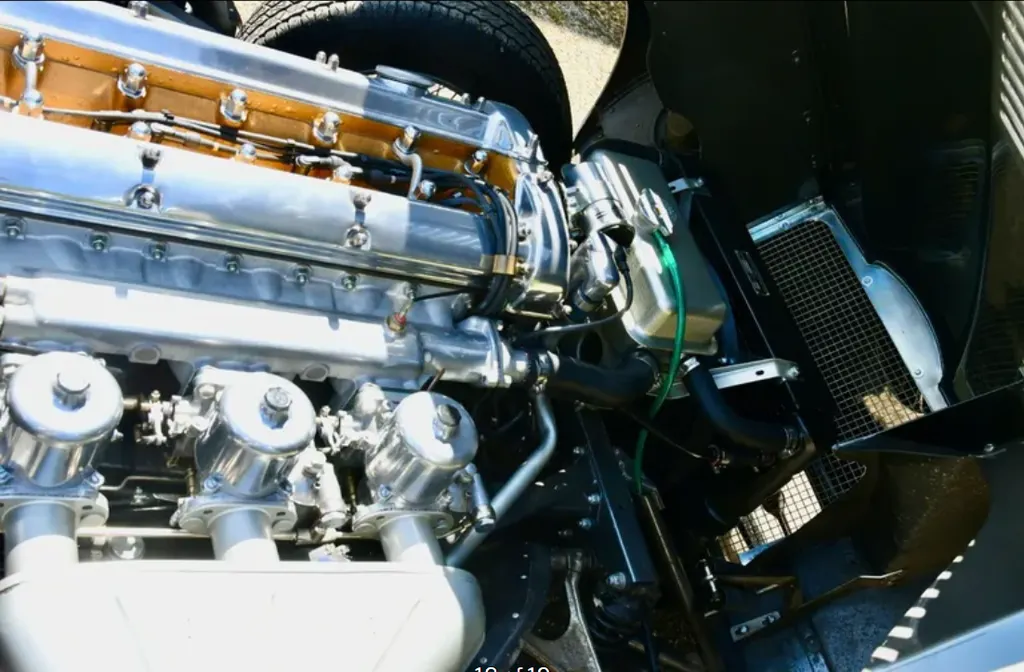 Jaguar e type udbyosdlo92og7bojp 7v