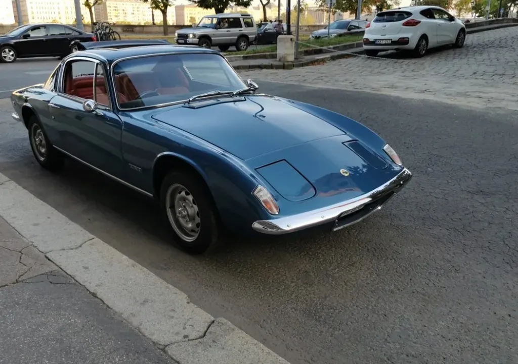 Lotus elan il51vylsy4qlkcqdvatpq