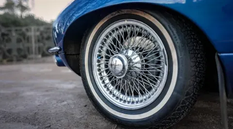 Jaguar e type gv272s8skw62rk92lcn7m
