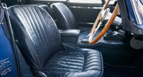 Jaguar e type pzubjadhvbhgzt54yhggp