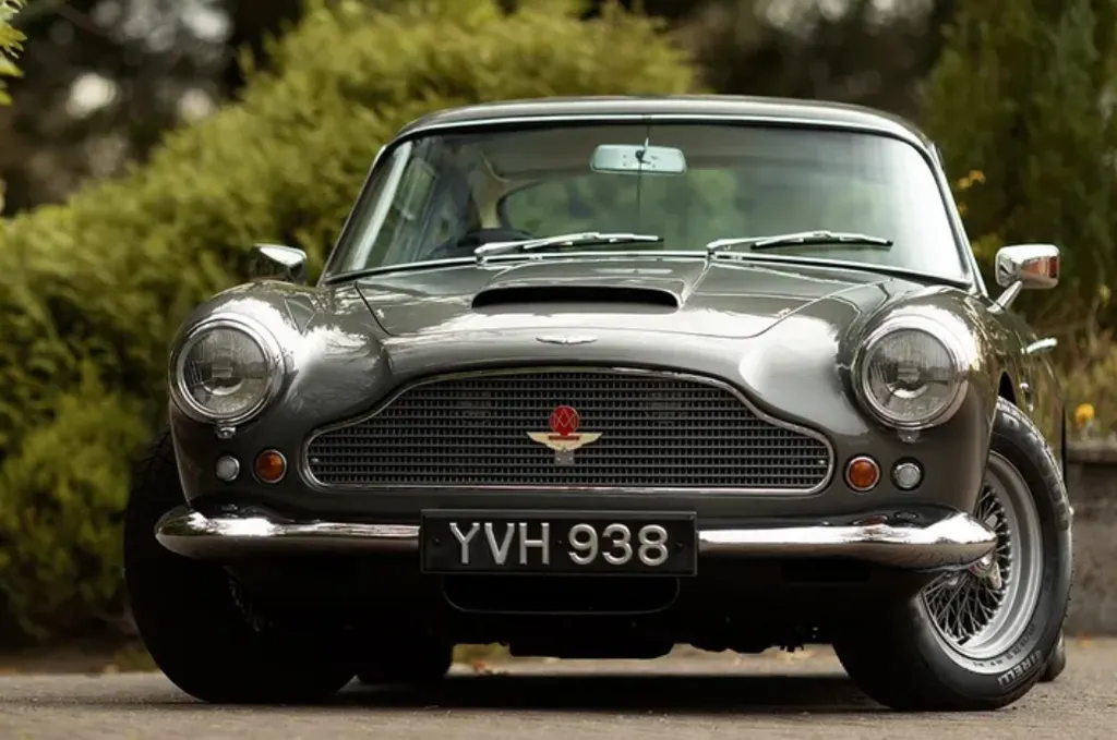 Aston martin db4 series 4 0onlie78mrq90fidlea9l