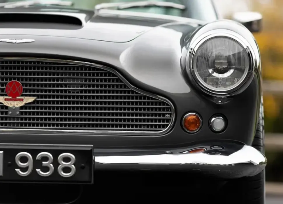 Aston martin db4 series 4 mrw1u ffdf9gkyemtesdr