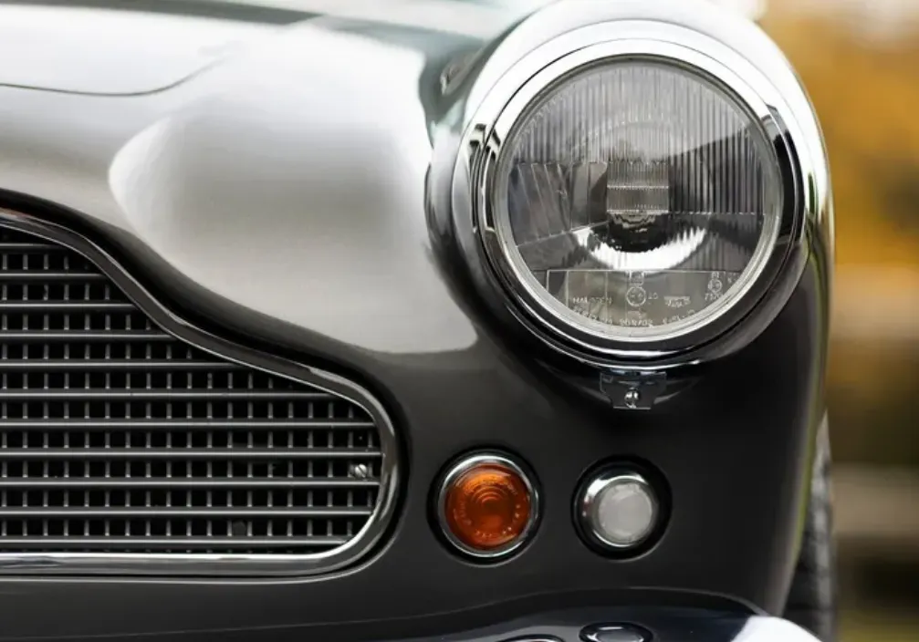 Aston martin db4 series 4 amkg9av3gi2  9kjrxglr