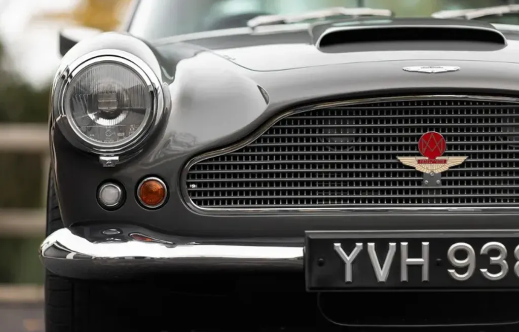Aston martin db4 series 4 ufbdifdfwy11omgzlm6zd