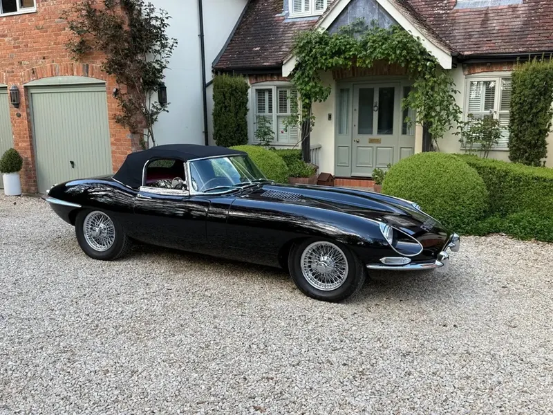 Jaguar e type 9d6ersglexku6fym 8jhb