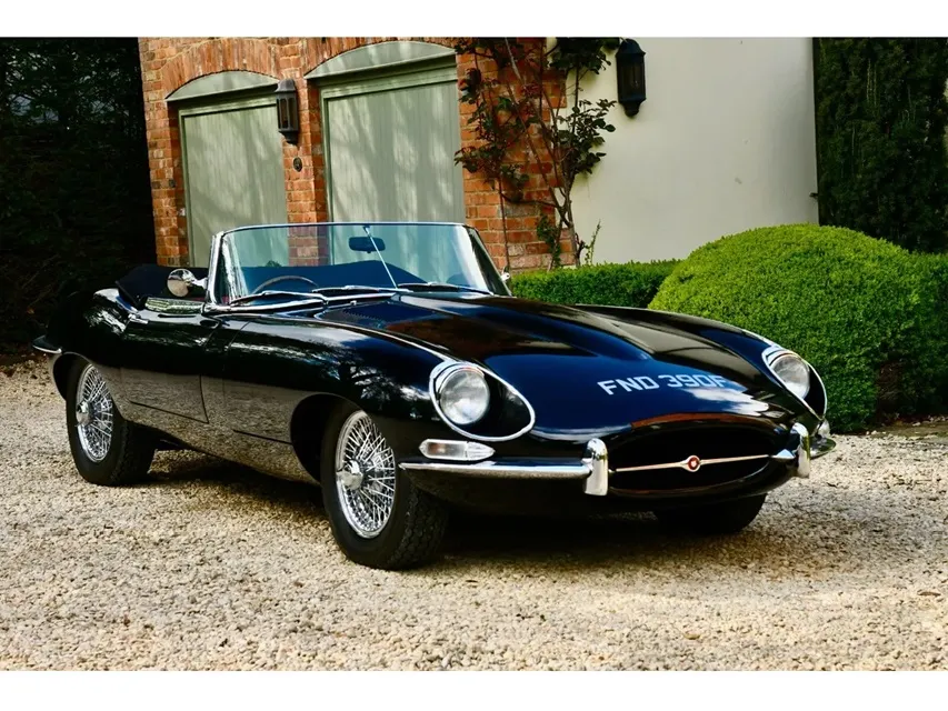 Jaguar e type hkn8cl6giqcowxgdcqj8t
