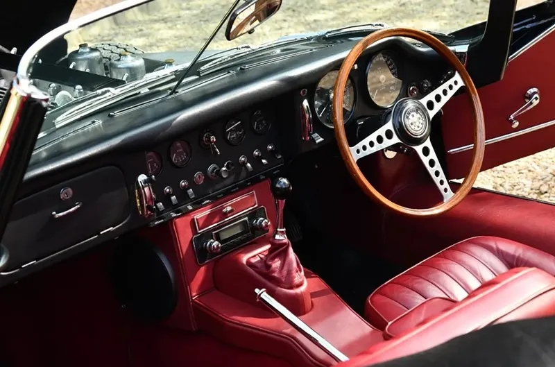 Jaguar e type ric0ohfsleriiu45azenu