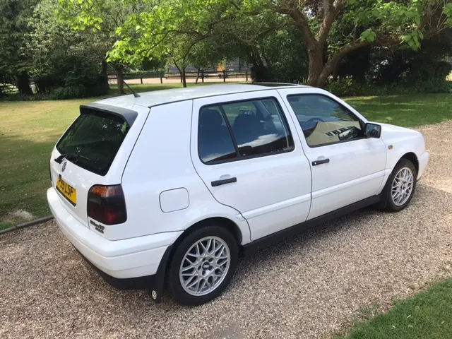 Volkswagen golf ohefmr8xpurbjrvudsuzl