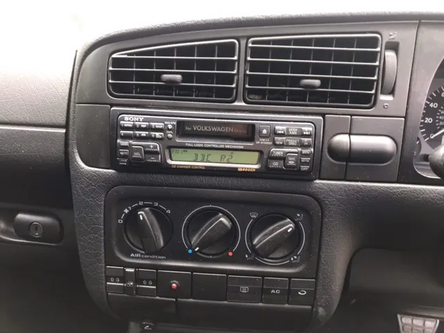 Volkswagen golf w07iup1b cqed7k12xbpi