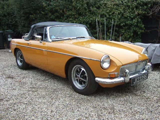Mgb roadster revy3rylwdk3vdqadccls