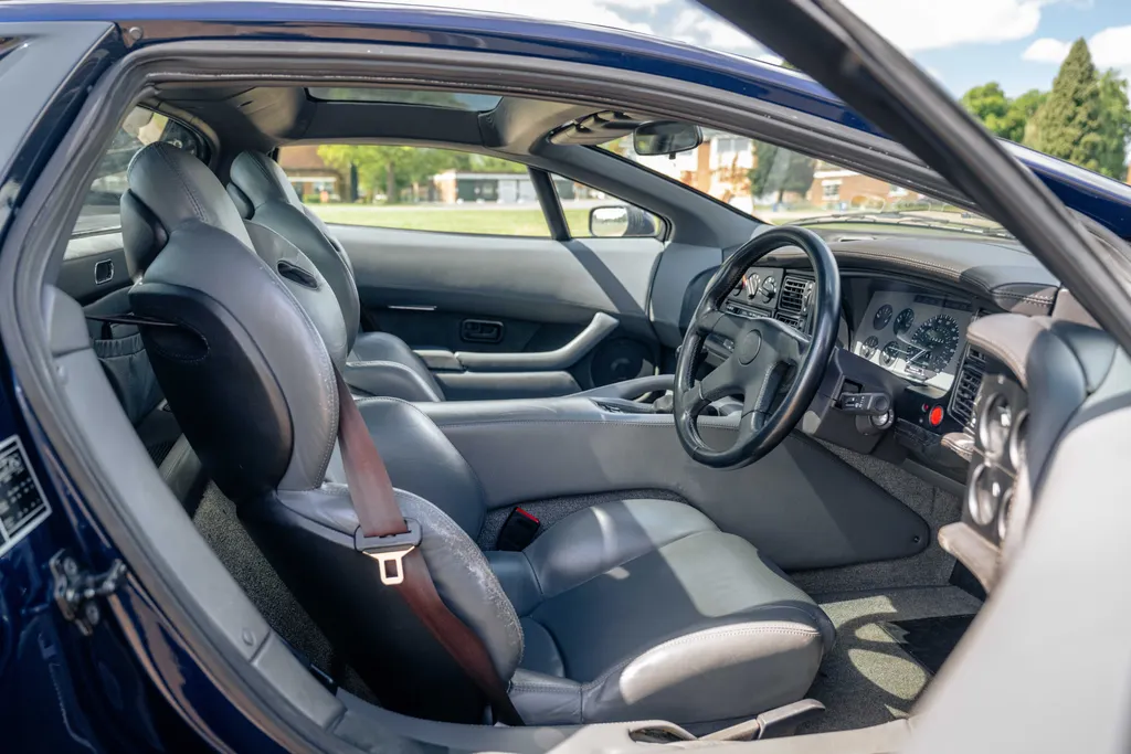 Jaguar xj220 2zkmg0fyegbvlvizeorwn